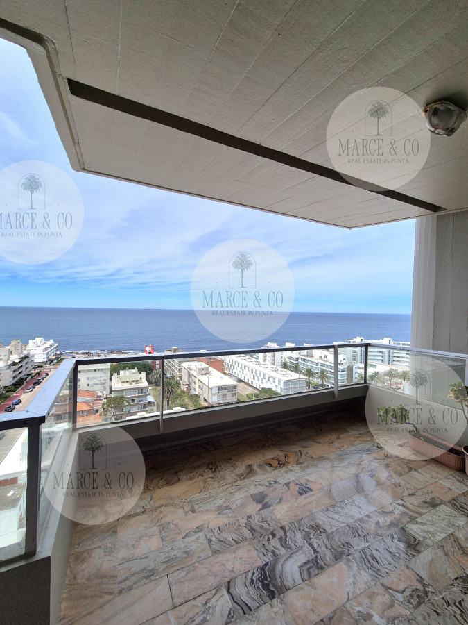Apartamento ID.829 - Apartamento piso alto 3 dormitorios terraza garage con vista al mar Península Punta del Este