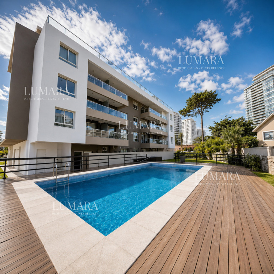 Apartamento ID.3642 - Apartamento moderno barbacoa uso exclusivo 2 Dormitorios Cercano a Playa Mansa, Brava y Punta Shopping Punta del Este