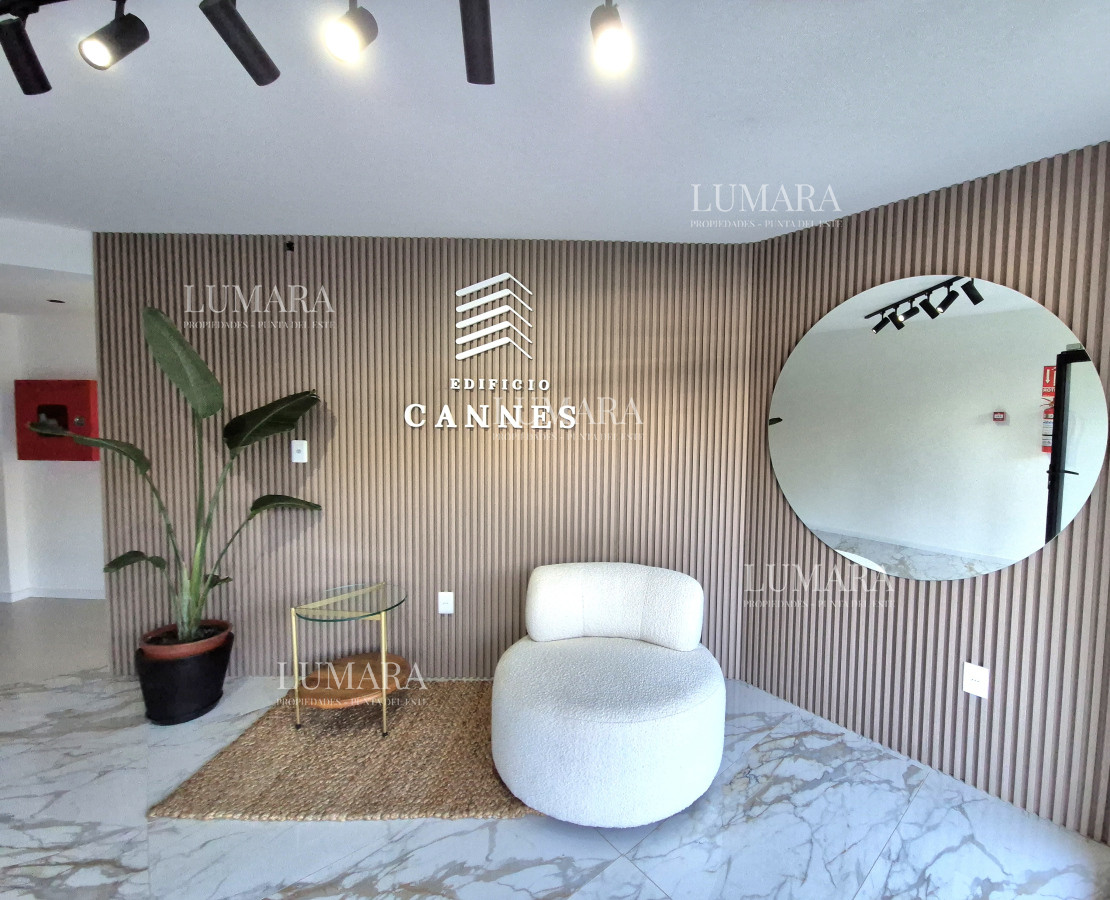 Apartamento ID.487 - Alquiler anual apartamento 2 dormitorios con parrillero a estrenar 200mts del mar Playa Mansa