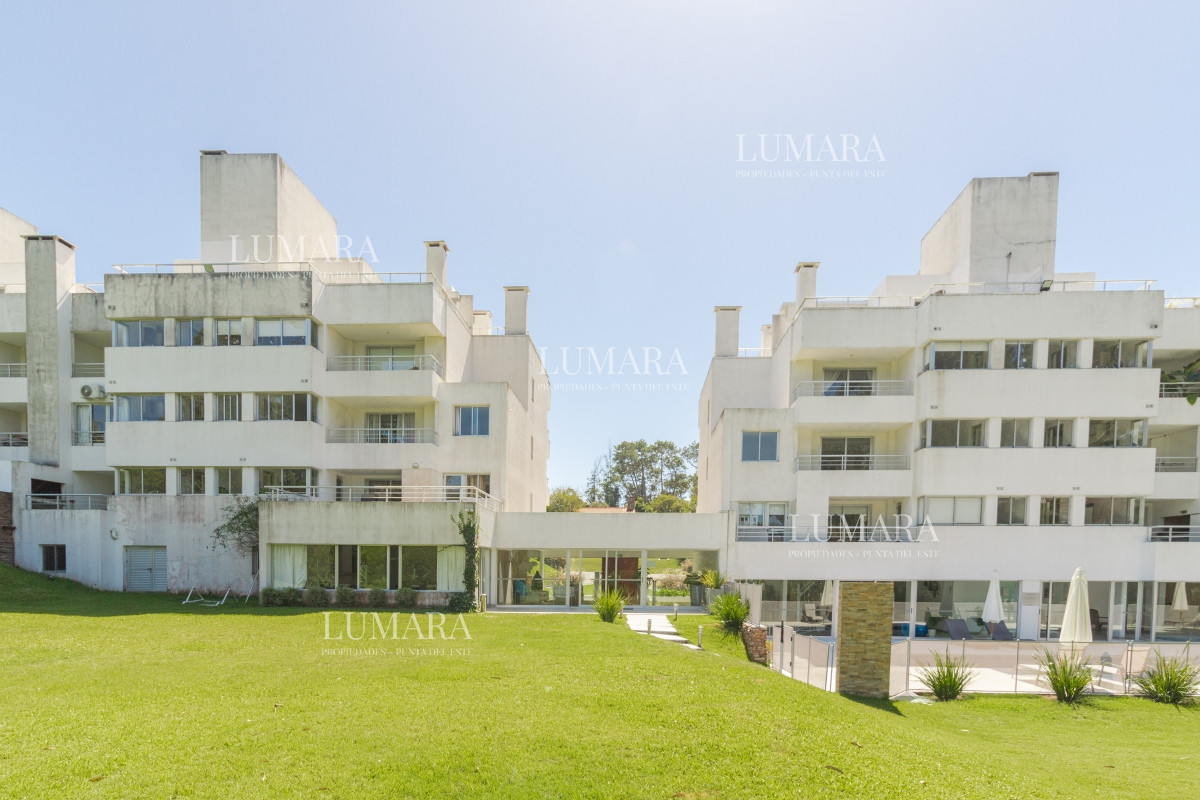 Apartamento ID.1008 - PENTHOUSE en el Golf 3 dormitorios 3 baños, gran barbacoa propia, garage y amenities