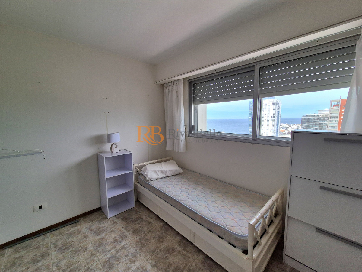 Apartamento ID.8 - Apartamento piso alto 3 dormitorios terraza garage con vista al mar Península Punta del Este