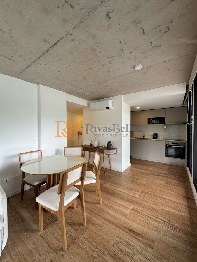 Apartamento ID.9 - Apartamento de 2 dormitorios con parrillero a estrenar primera linea Playa Mansa, Punta del Este 