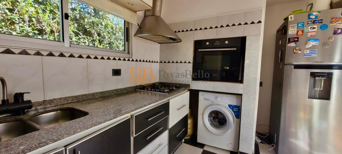 Casa ID.34 - Casa de 3 dormitorios con piscina en Playa Mansa Punta del Este 