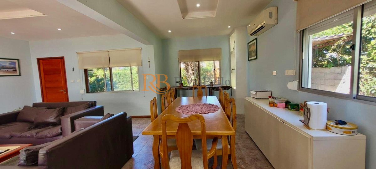 Casa ID.34 - Casa de 3 dormitorios con piscina en Playa Mansa Punta del Este 