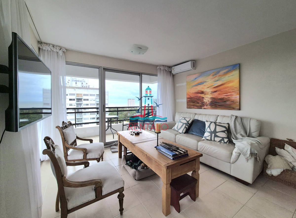 Apartamento ID.38 - Apartamento en venta 3 dormitorios en Punta del Este 2 baños