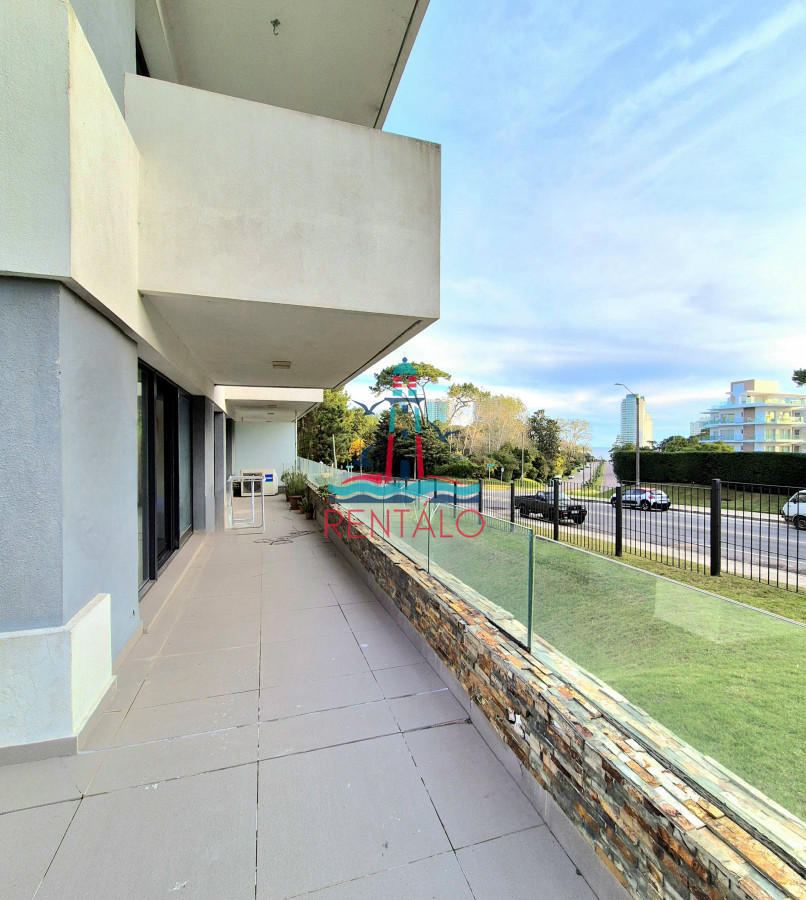 Apartamento ID.35 - Apartamento de 2 dormitorios en Punta del Este, mansa