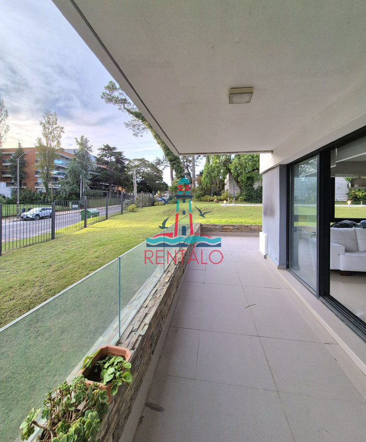 Apartamento ID.35 - Apartamento de 2 dormitorios en Punta del Este, mansa