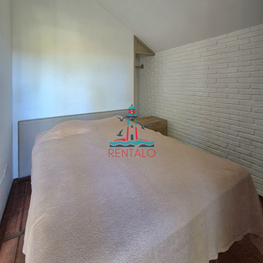 Casa ID.235 - Casa en venta en Punta del Este, 4 dormitorios 