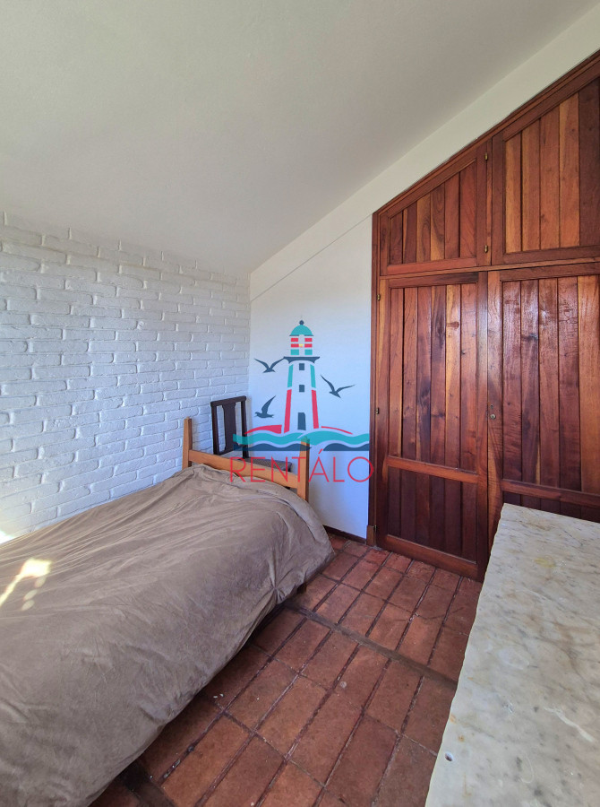 Casa ID.235 - Casa en venta en Punta del Este, 4 dormitorios 