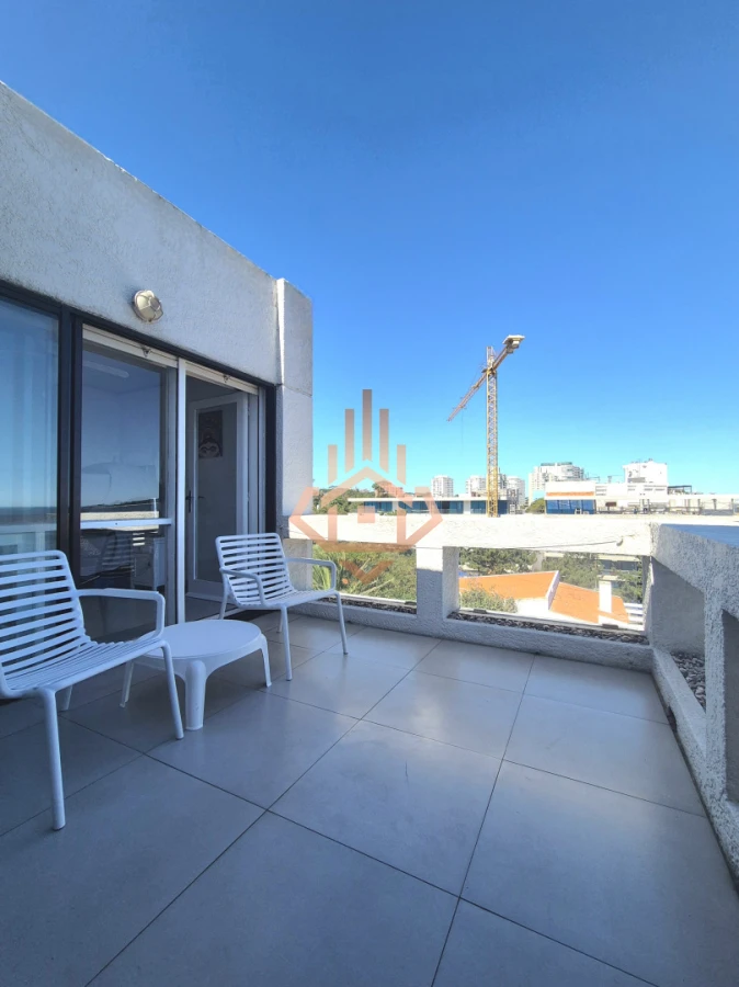 Oportunidad de 2 dormitorios con vista al mar y balcón Primera línea Playa Mansa