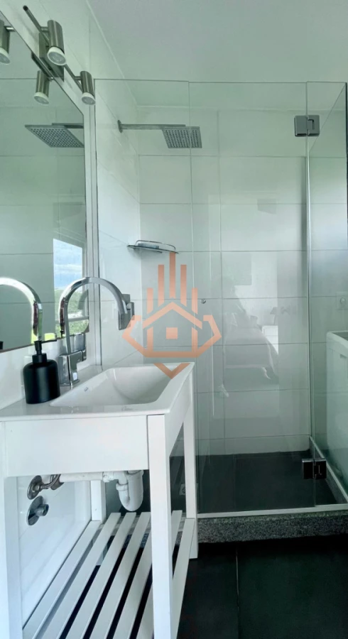 Oportunidad de 2 dormitorios con vista al mar y balcón Primera línea Playa Mansa