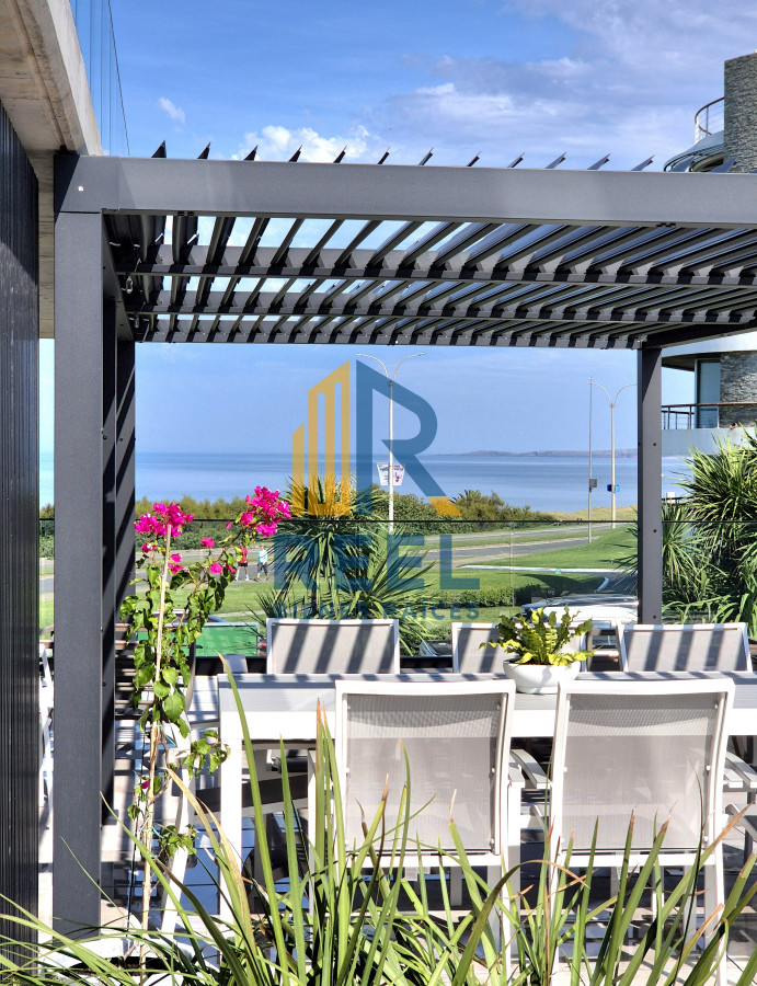Apartamento ID.46 - Apartamento de 2 dormitorios con parrillero y gran terraza a estrenar primera linea Playa Mansa
