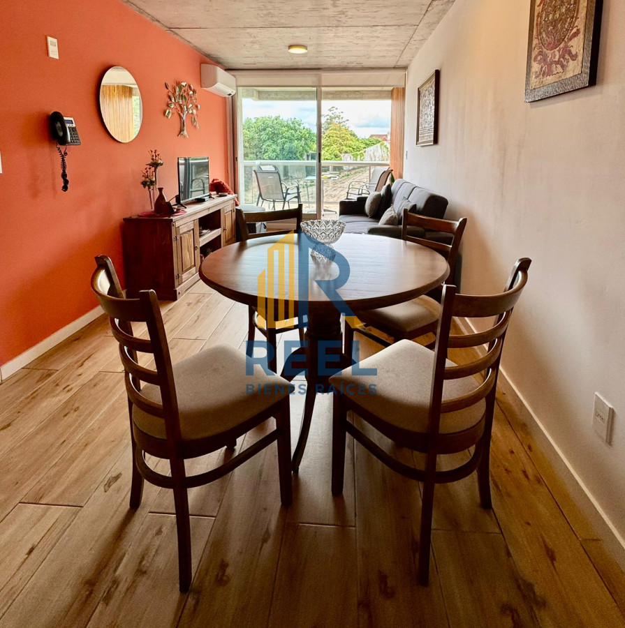 Apartamento ID.44 - Apartamento moderno 1  dormitorio a estrenar con terraza cochera y piscina en Playa Mansa 