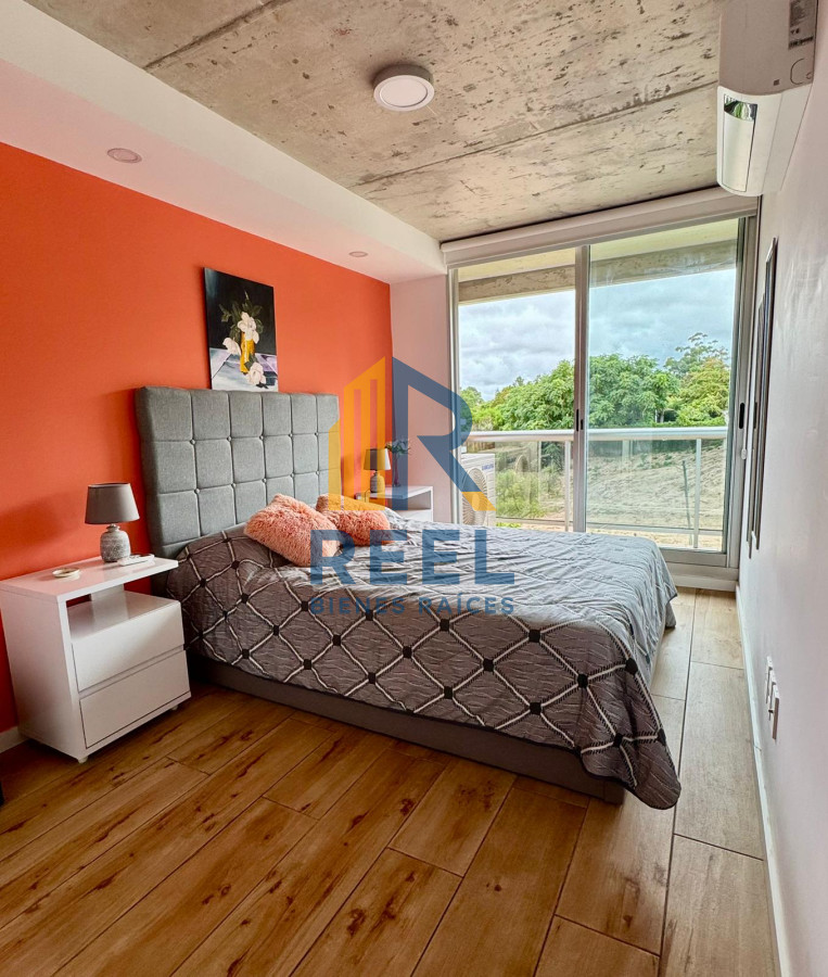 Apartamento ID.44 - Apartamento moderno 1  dormitorio a estrenar con terraza cochera y piscina en Playa Mansa 