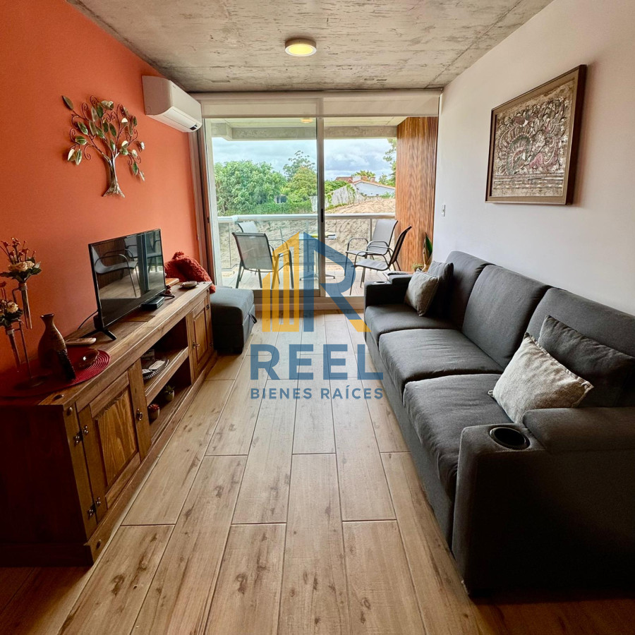 Apartamento ID.44 - Apartamento moderno 1  dormitorio a estrenar con terraza cochera y piscina en Playa Mansa 
