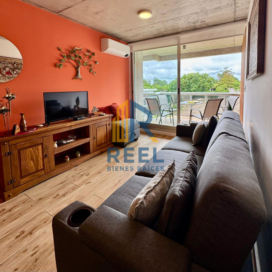 Apartamento ID.44 - Apartamento moderno 1  dormitorio a estrenar con terraza cochera y piscina en Playa Mansa 