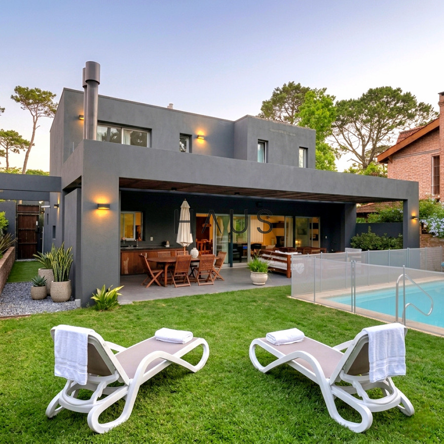 Casa ID.977 - Casa moderna de 3 dormitorios estilo minimalista cercana al mar Playa Mansa Punta del Este