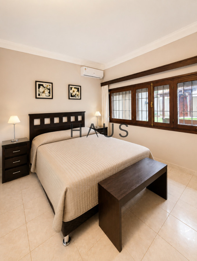 Casa ID.976 - Casa 5 dormitorios + dependencia a 150mts del mar Playa Masa