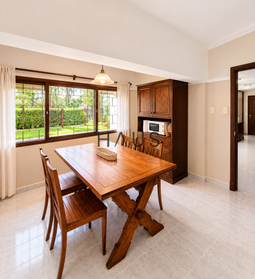 Casa ID.976 - Casa 5 dormitorios + dependencia a 150mts del mar Playa Masa