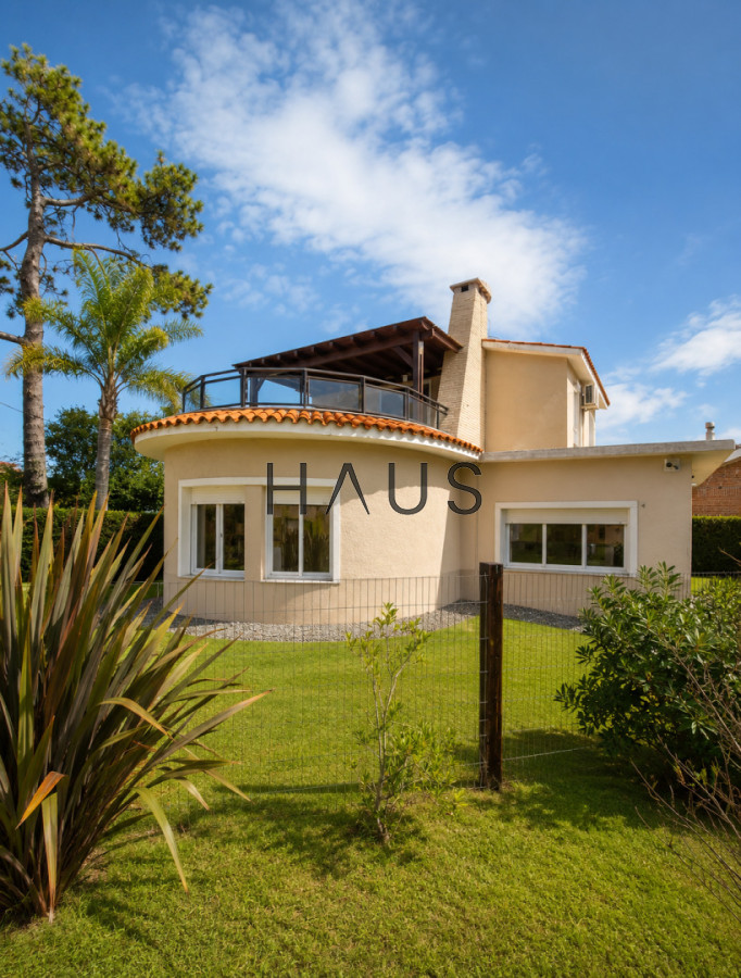 Casa ID.976 - Casa 5 dormitorios + dependencia a 150mts del mar Playa Masa