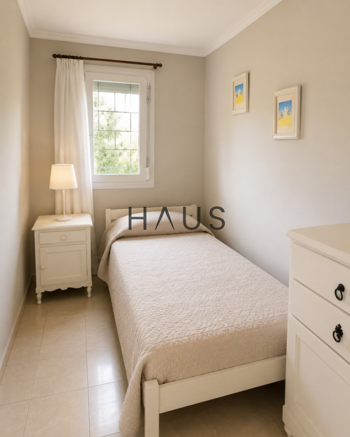 Casa ID.976 - Casa 5 dormitorios + dependencia a 150mts del mar Playa Masa
