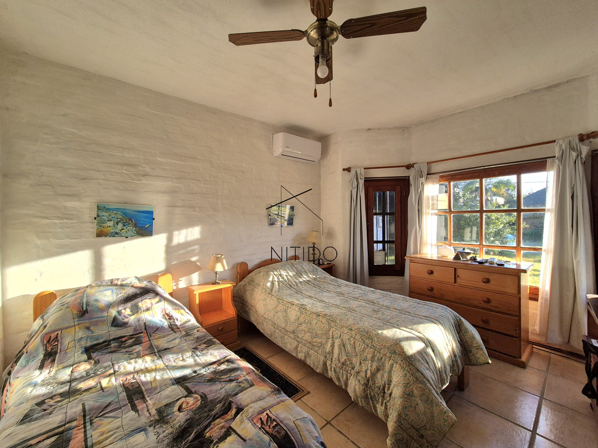 Casa ID.206 - Casa de 3 dormitorios mas dependencia completa barbacoa piscina Pinares Punta del Este