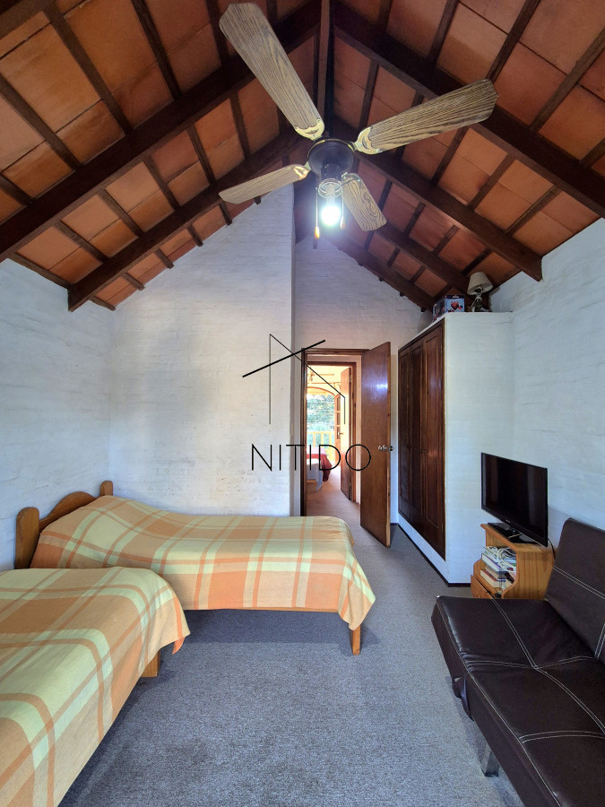 Casa ID.206 - Casa de 3 dormitorios mas dependencia completa barbacoa piscina Pinares Punta del Este