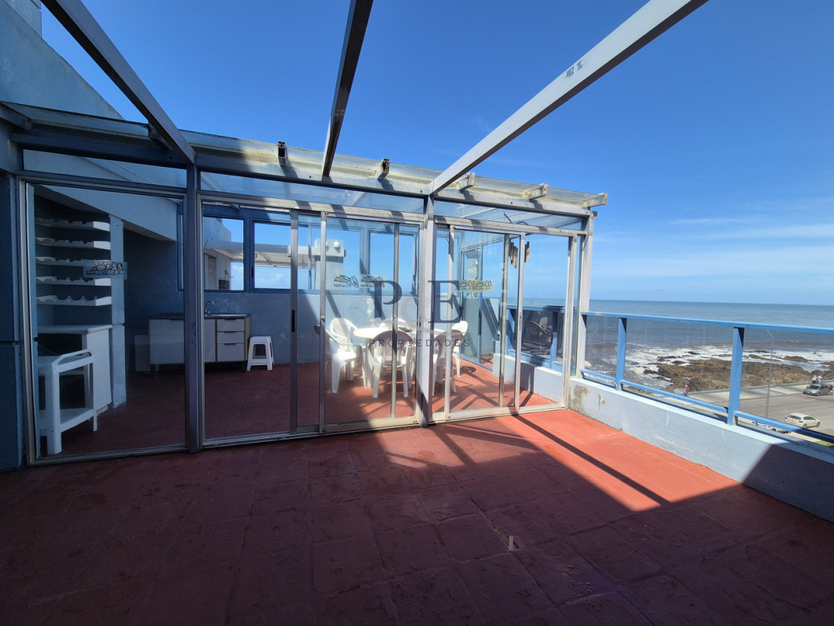 Oportunidad 3 dormitorios + servicio y gran terraza con parrillero propio en Playa Brava Punta del Este  - Imagen 14