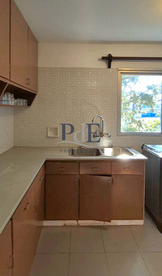 Apartamento de 3 dormitorios primera línea con vista al mar Playa Mansa - Punta del Este - Imagen 11