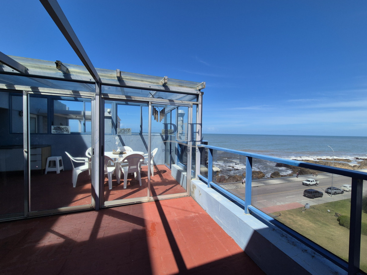 Oportunidad 3 dormitorios + servicio y gran terraza con parrillero propio en Playa Brava Punta del Este  - Imagen 15