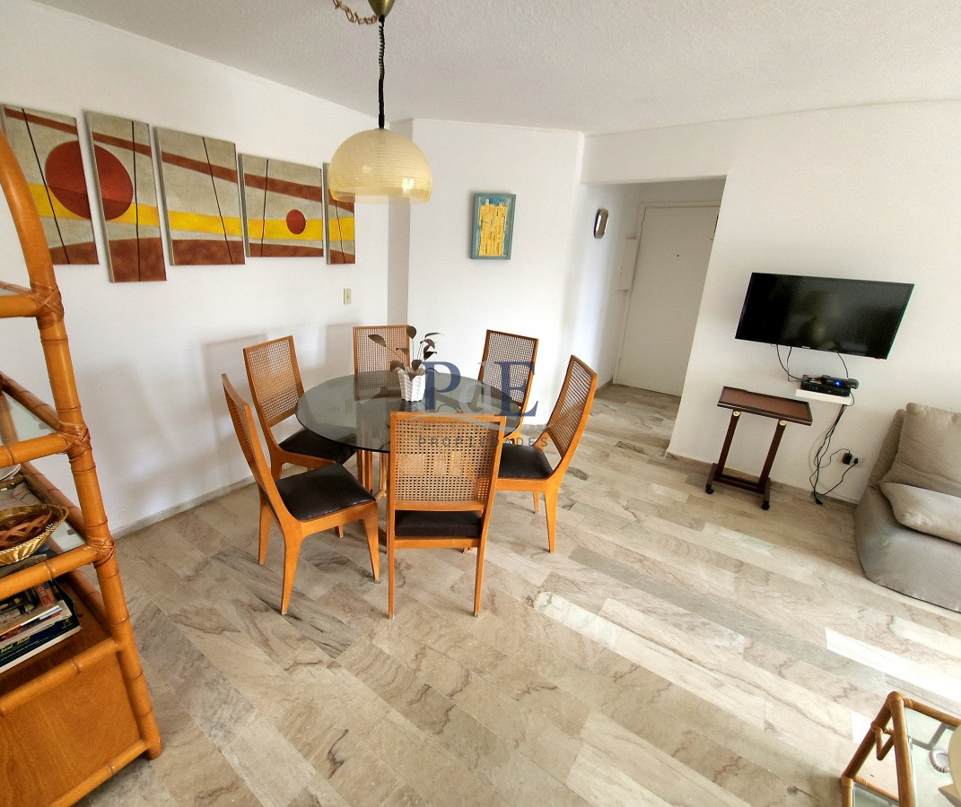 Oportunidad Penthouse 3 dormitorios con parrillero, cochera en Playa Mansa - Imagen 6