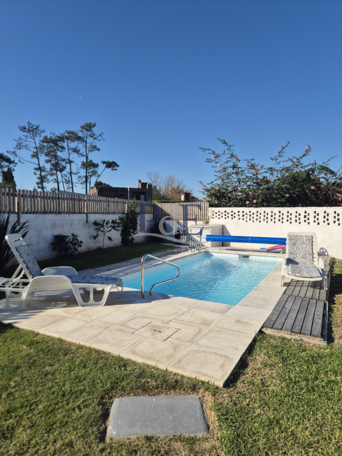 Casa en venta de 3 dormitorios moderna con loza radiante, excelente calidad. - Imagen 27