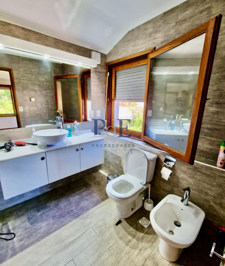 Casa en venta de 3 dormitorios moderna con loza radiante, excelente calidad. - Imagen 20