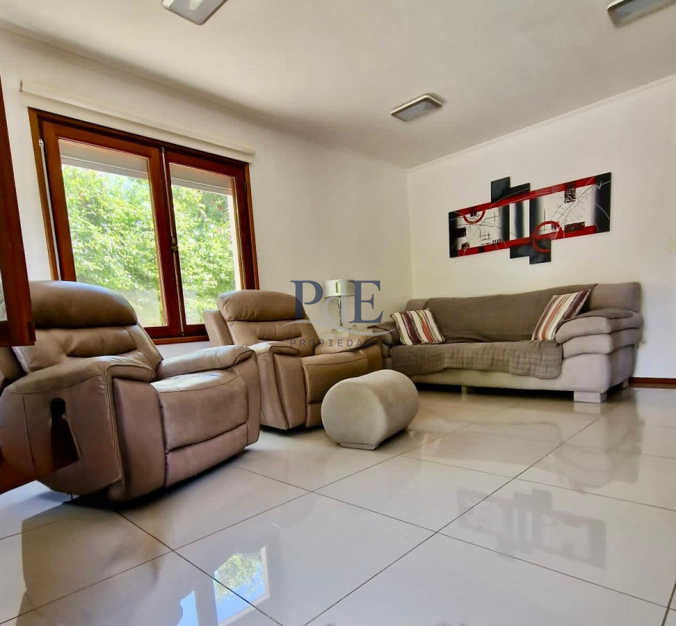 Casa en venta de 3 dormitorios moderna con loza radiante, excelente calidad. - Imagen 6