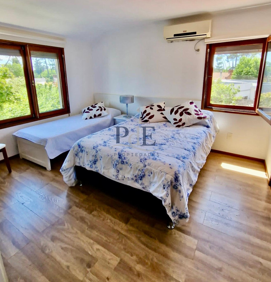 Casa en venta de 3 dormitorios moderna con loza radiante, excelente calidad. - Imagen 14