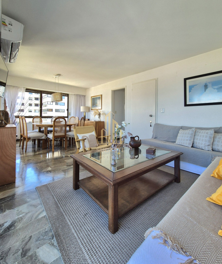 Apartamento ID.96 - Apartamento 3 dormitorios terraza garage con vista al mar Punta del Este