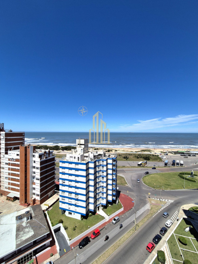 Apartamento ID.96 - Apartamento 3 dormitorios terraza garage con vista al mar Punta del Este