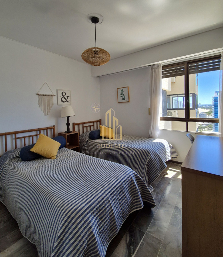 Apartamento ID.96 - Apartamento 3 dormitorios terraza garage con vista al mar Punta del Este