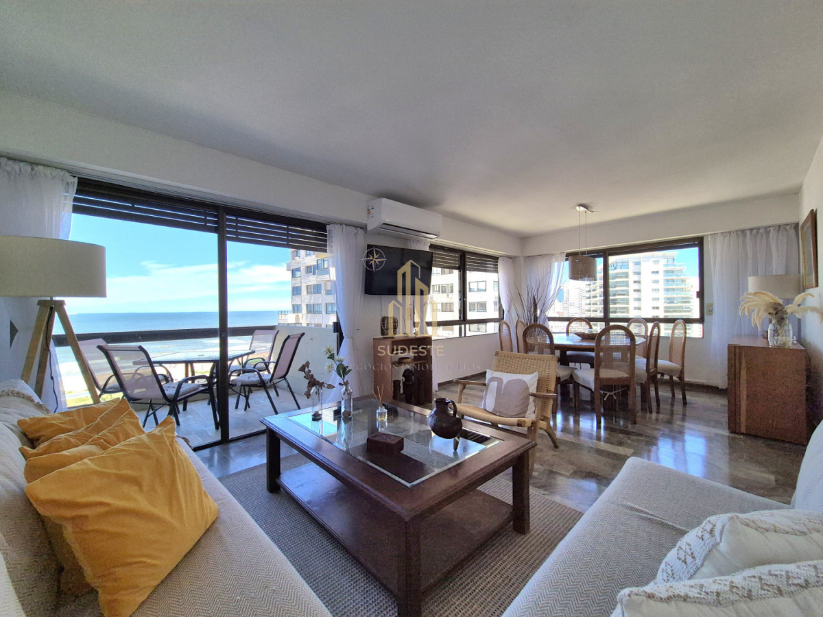 Apartamento ID.96 - Apartamento 3 dormitorios terraza garage con vista al mar Punta del Este