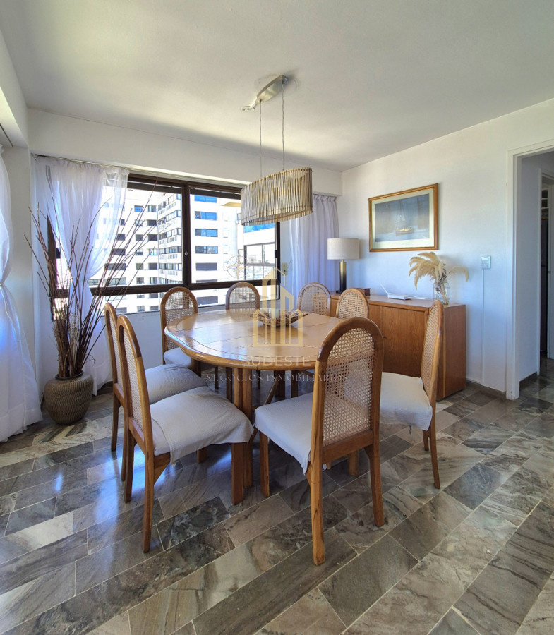 Apartamento ID.96 - Apartamento 3 dormitorios terraza garage con vista al mar Punta del Este
