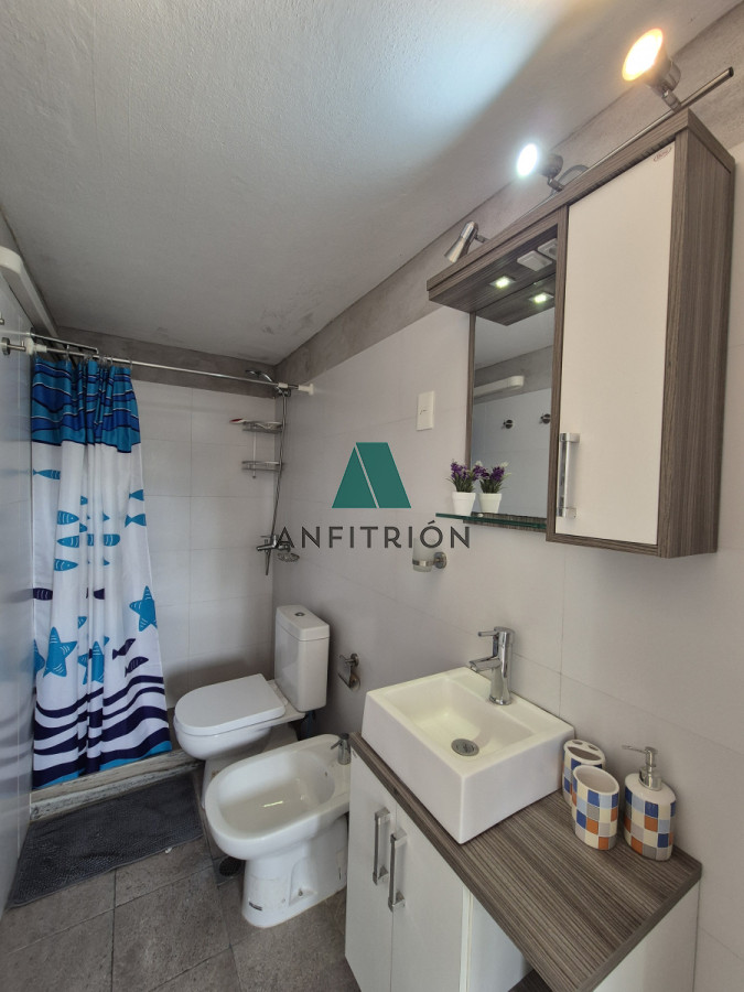 Apartamento ID.220 - Apartamento venta  2 dormitorios terraza cochera primera linea Playa Mansa