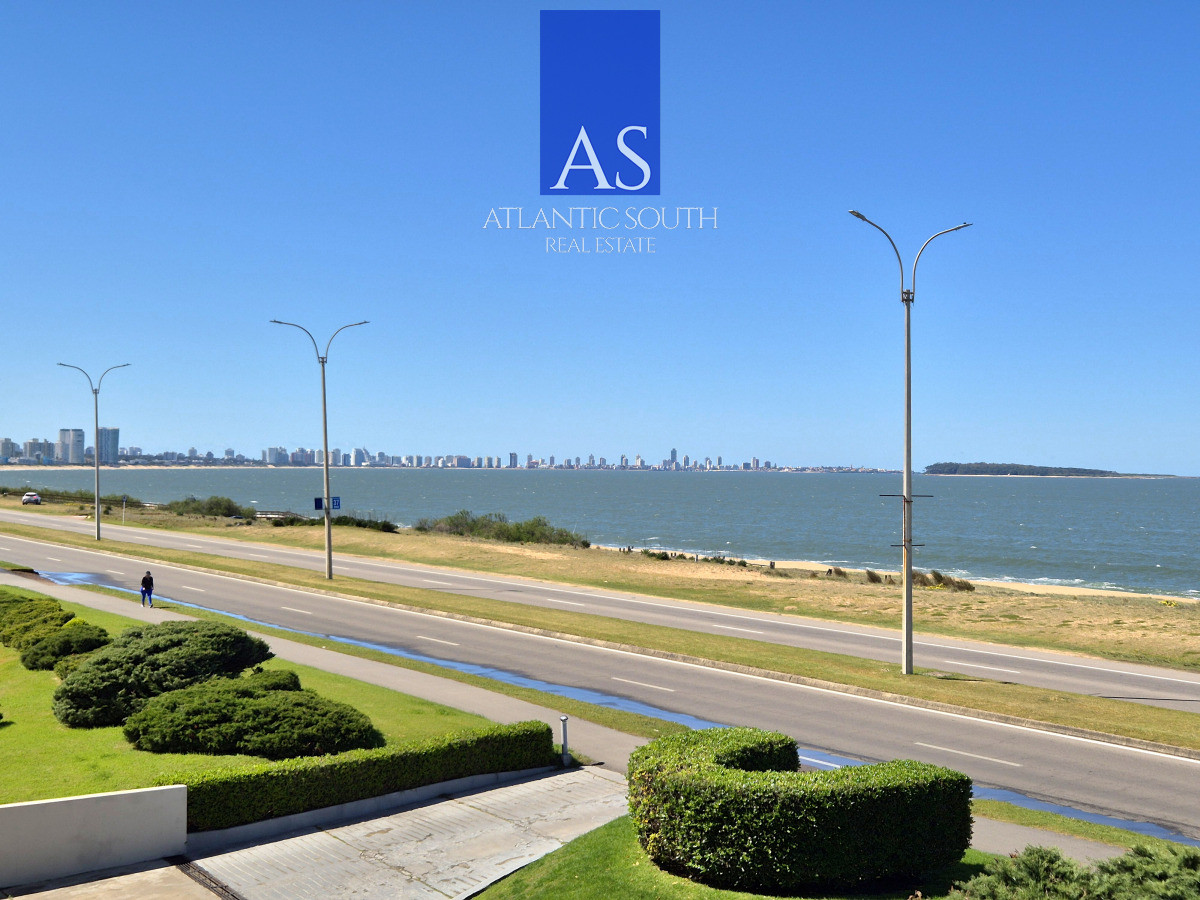 Apartamento ID.4284 - Apartamento reciclado 2 dormitorios frente al mar primera línea terraza cochera Playa Mansa Pinares