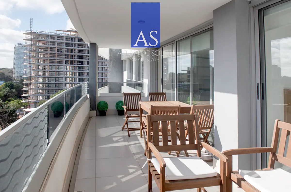 Apartamento ID.4267 - Apartamento de 3 dormitorios y 3 baños moderno en Aidy grill, Punta del Este 