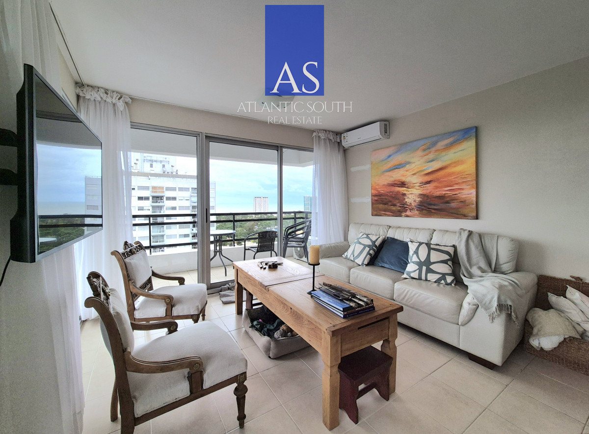 Apartamento ID.4065 - Oportunidad apartamento moderno piso alto 3 dormitorios 2 baños terraza con vista al mar garage venta Punta del Este Jardines del Country