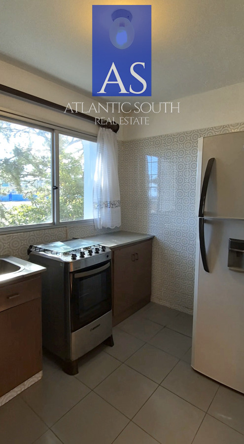 Apartamento ID.4331 - Apartamento de 3 dormitorios primera línea con vista al mar Playa Mansa Punta del Este