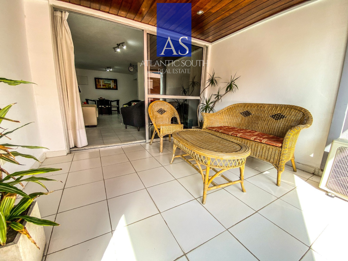 Apartamento ID.4308 - Apartamento de 3 dormitorios con servicios Playa Brava 
