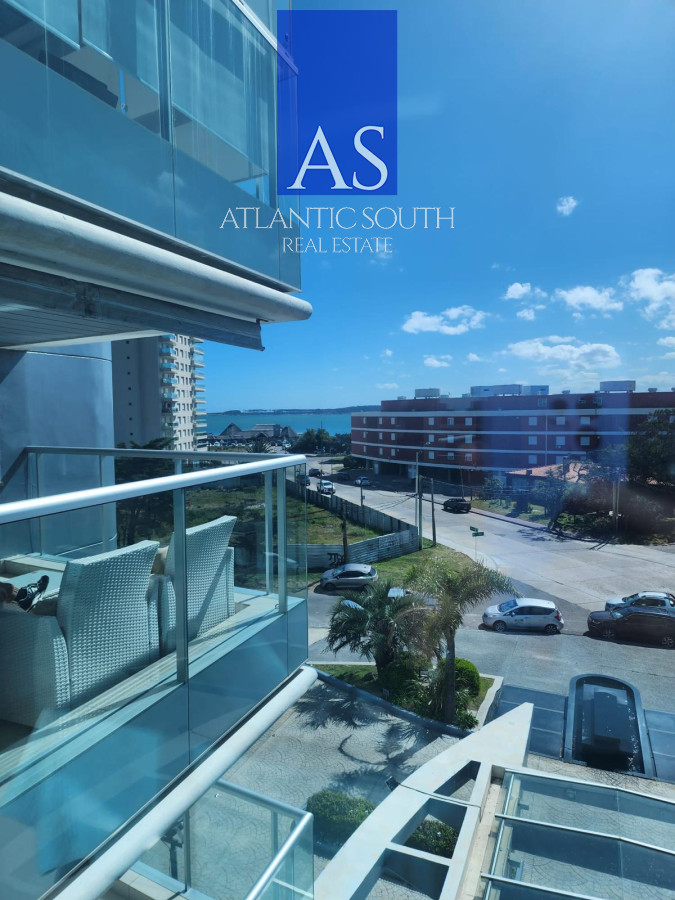 Apartamento ID.4277 - Apartamento de 2 dormitorios con parrillero propio y servicios en Playa Mansa 
