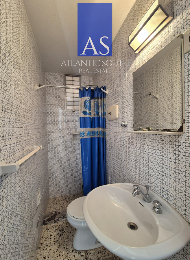 Apartamento ID.3833 - Apartamento con vista al mar 2 dormitorios con garage en Península Punta del Este 