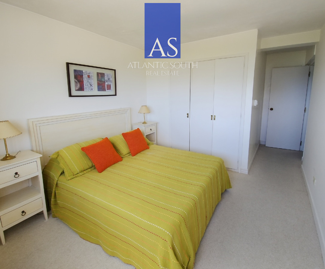 Apartamento ID.3358 - Gran Penthouse frente al mar Playa Mansa Punta del Este Uruguay