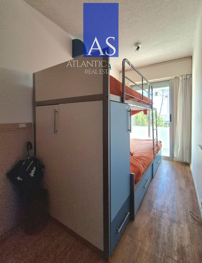 Apartamento ID.4259 - Penthouse 3 dormitorios barbacoa uso exclusivo garage piscina Playa Mansa Punta del Este